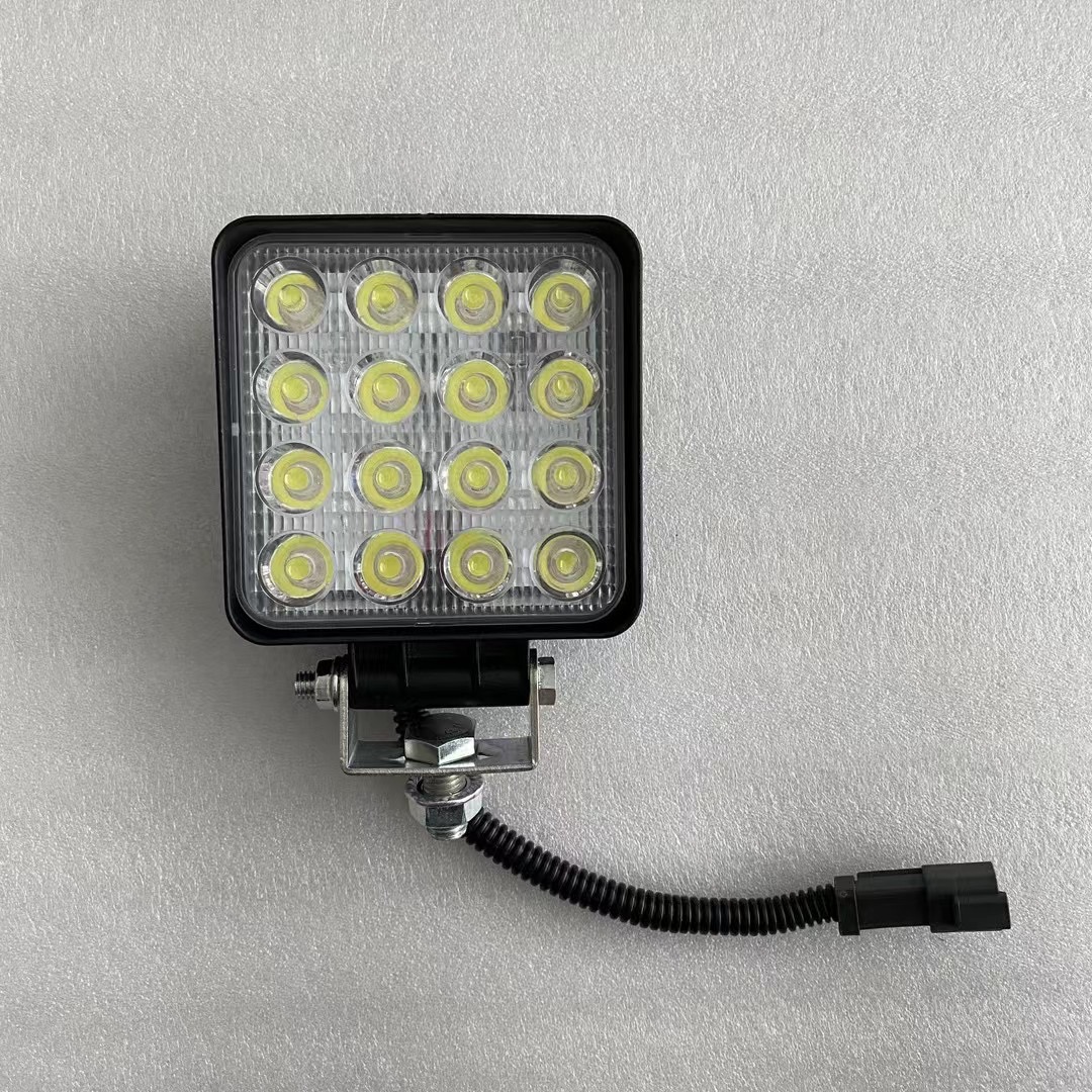 https://image.jumitop.cn/www.guanghao-machinery.com/2025/07/30/image_folder/LED灯 (3)_eNsqgFFP.jpg
